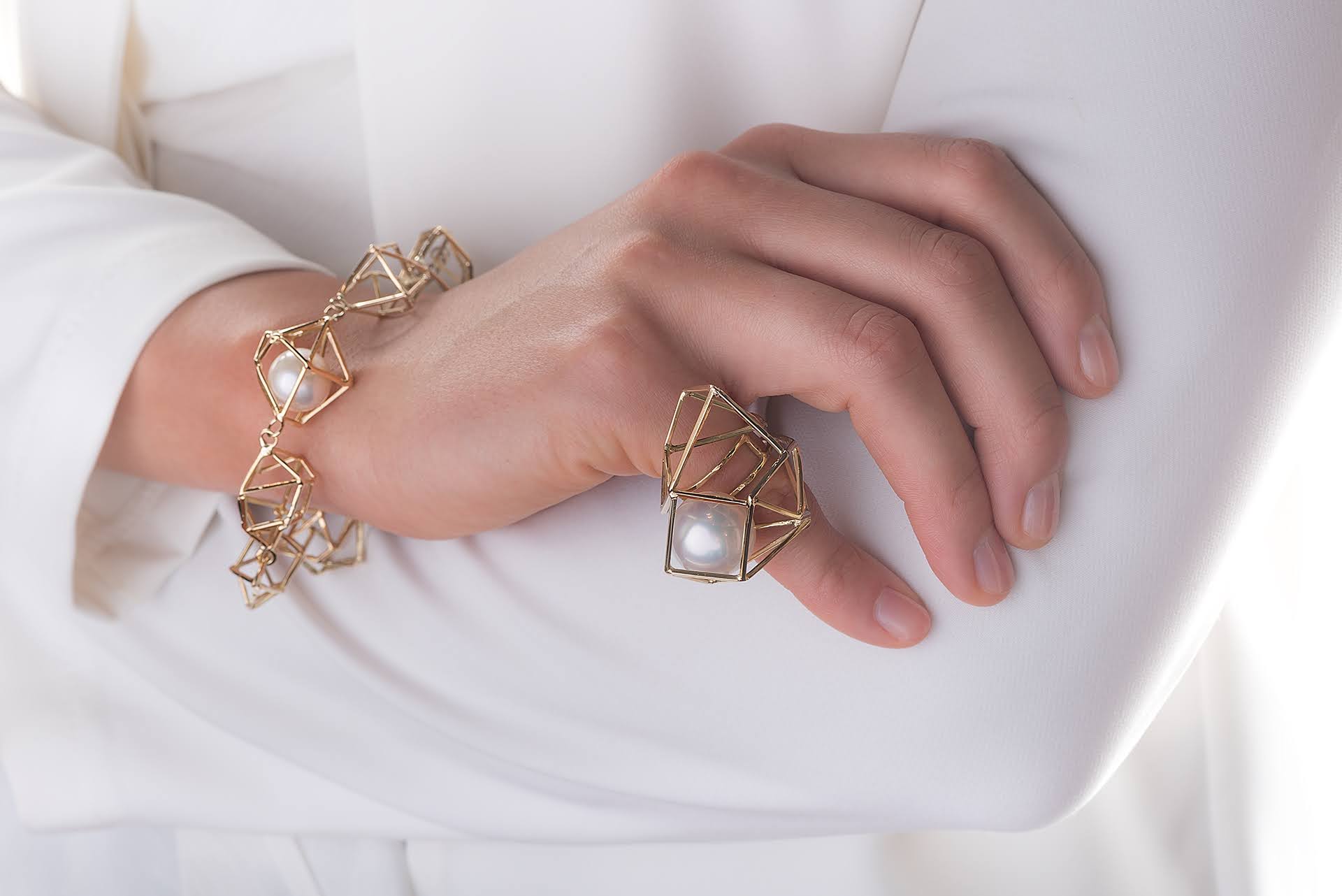 Aerei - Anello in oro 18 kt e perla australiana. - Image 2