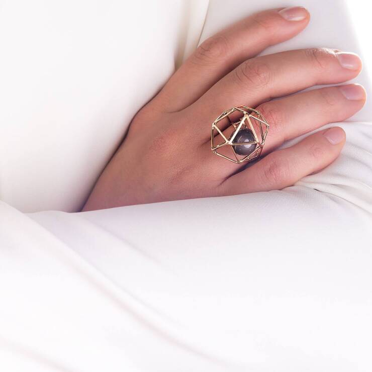 Aerei - Anello in oro 18 kt e perla tahitiana